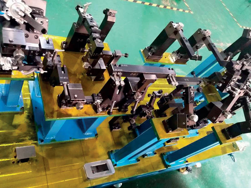 汽车管梁总成大型机械综合检具